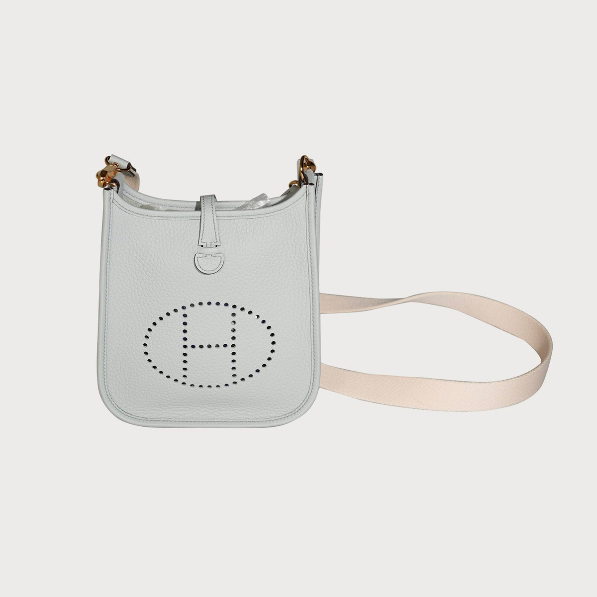 Hermès Hermes Evelyne 16 Blue Pale With Gold Hardware In Clemmence Leather - view 2