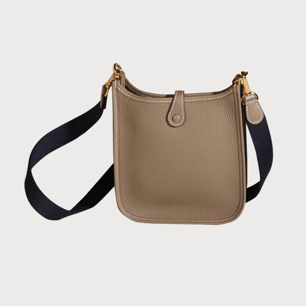 Hermès Evelyne 16 Etoupe With Gold Hardware In Clemmence Leather - view 4
