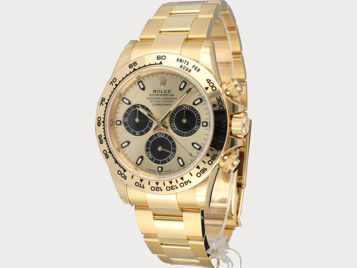 Rolex Daytona In Yellow Gold With Pikachu Dial - view 8