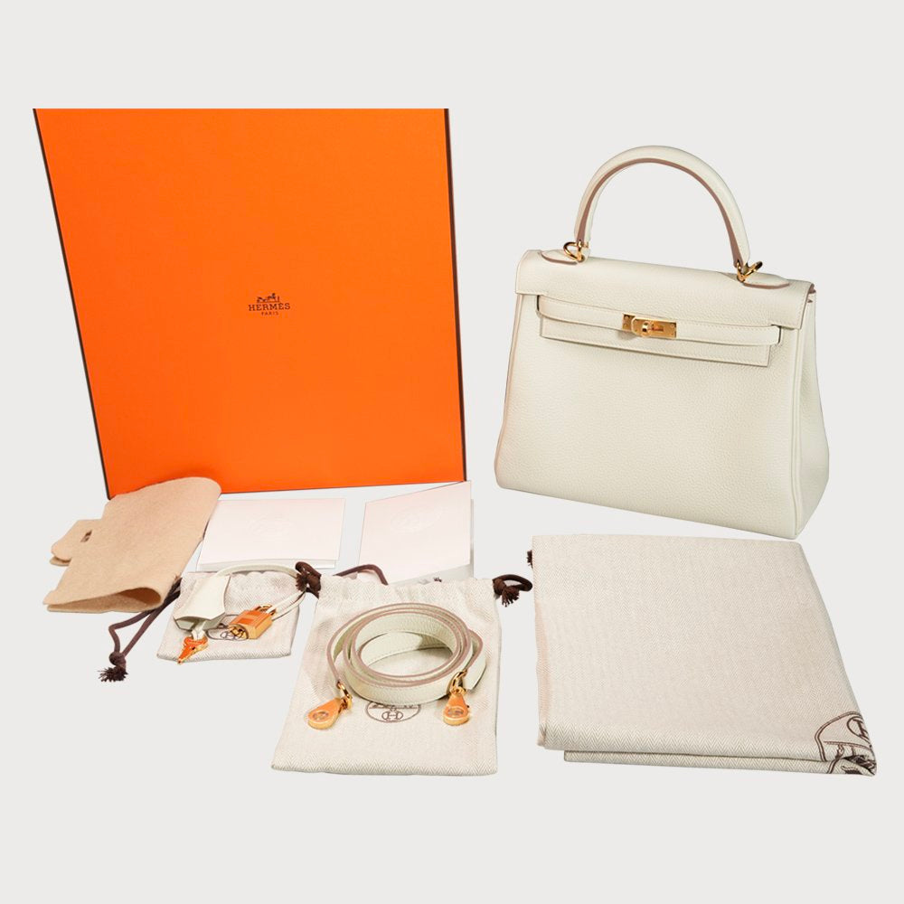 Hermès Kelly 25 White Mushroom With Gold Hardware In Togo Leather - view 5