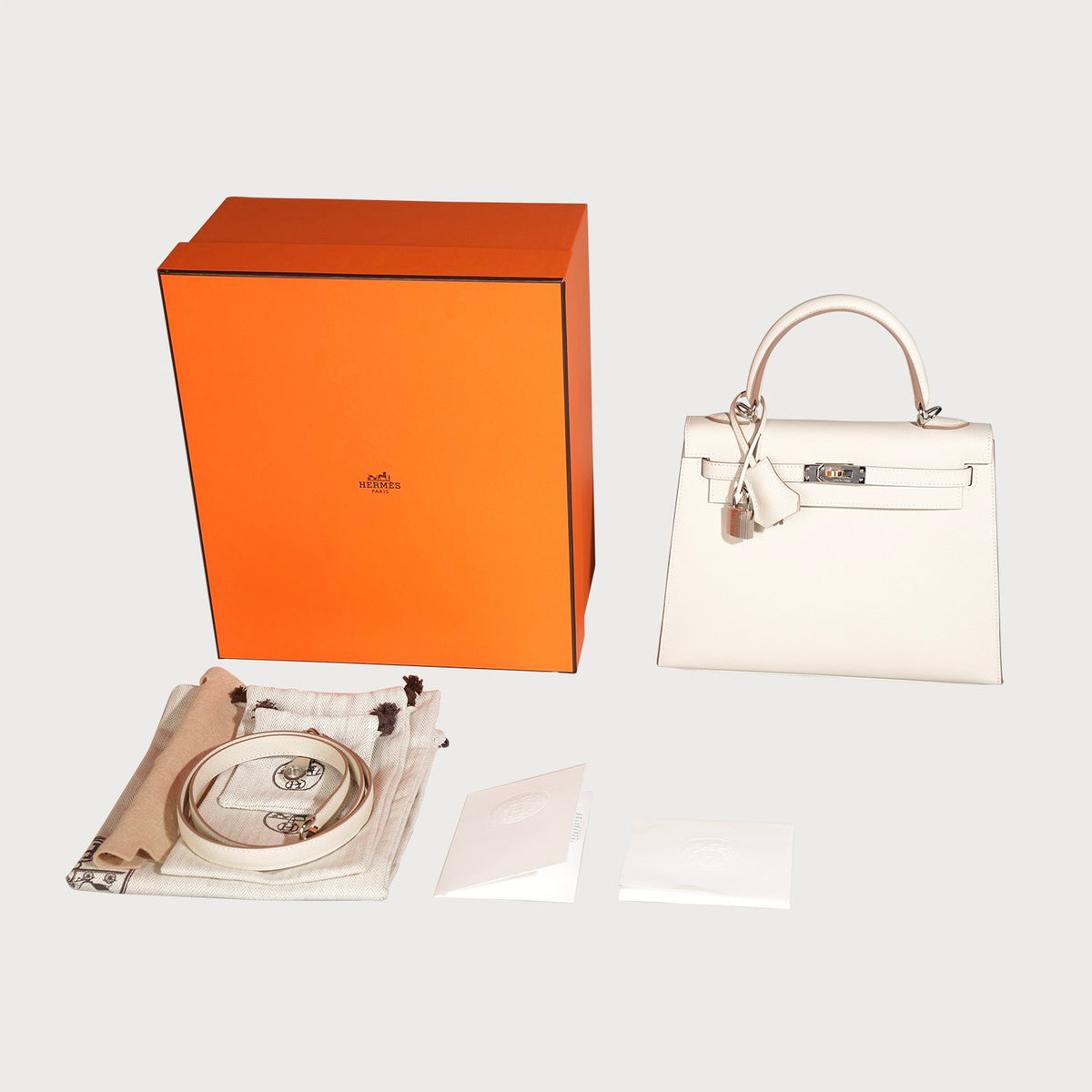 Hermès Kelly 25 Craie With Electrum Hardware In Epsom Leather. - view 7