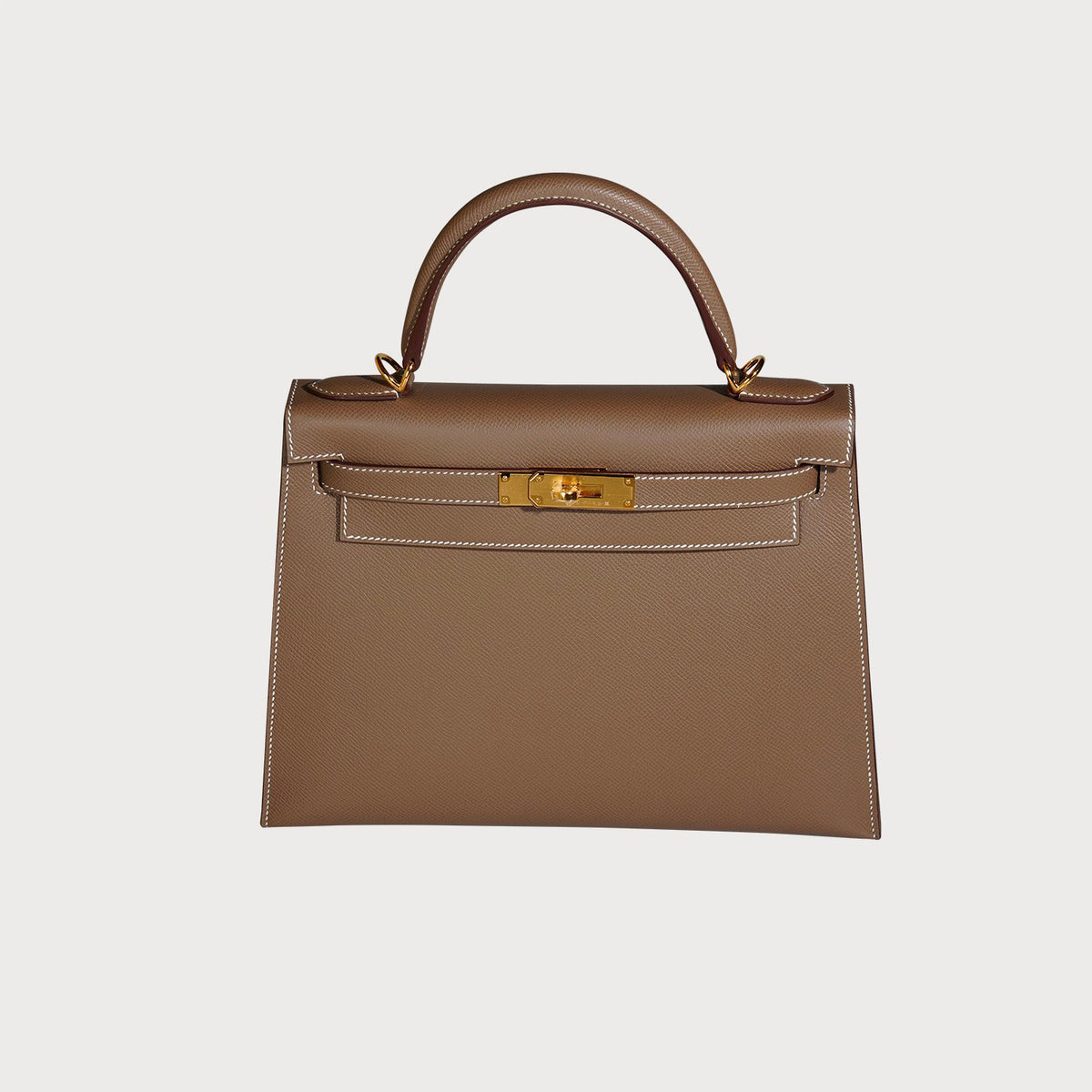 Hermès Kelly 28 Etoupe With Gold Hardware In Epsom Leather. - view 2