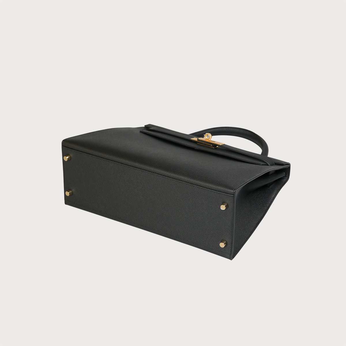 Hermès Kelly 32 Black Epsom Leather With Gold Hardware - view 14
