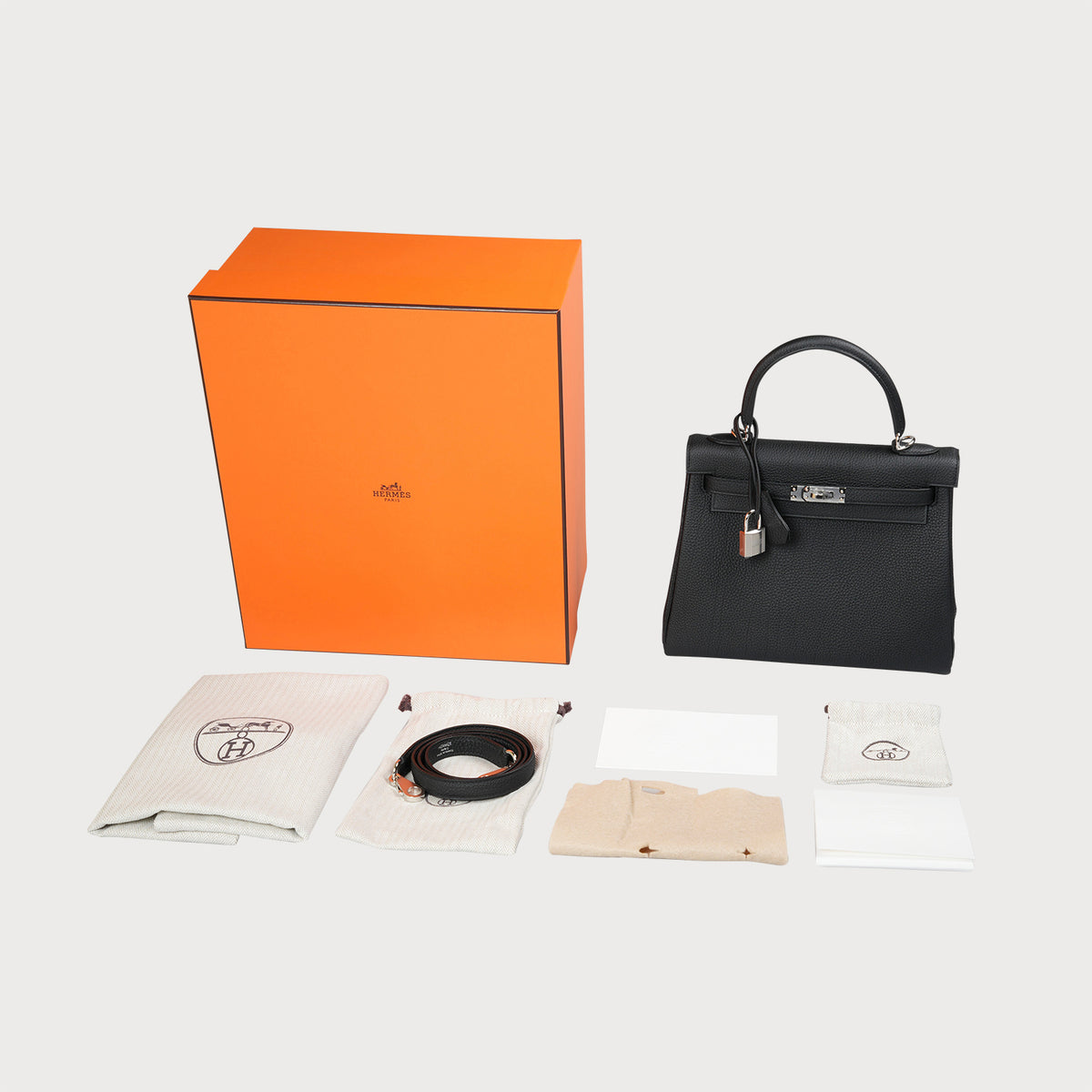 Hermès Kelly 25 Black Togo Leather With Palladium Hardware - view 8