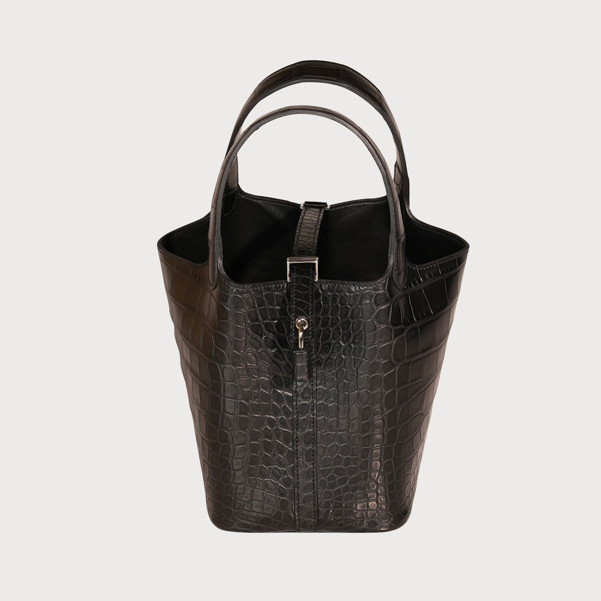 Hermès Picotin Lock 18 Black Matte Alligator Mississippiensis With Palladium Hardware - view 8