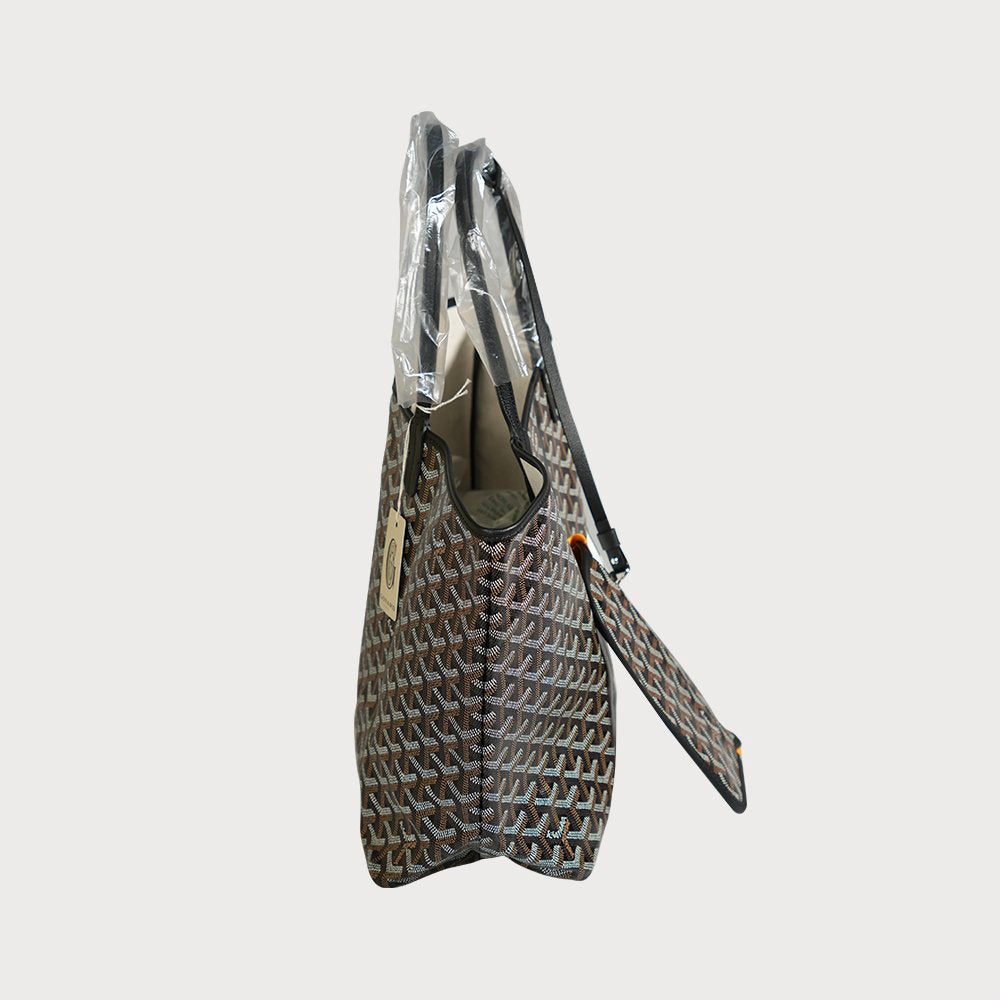 Goyard Saint Louis Pm In Black - view 4