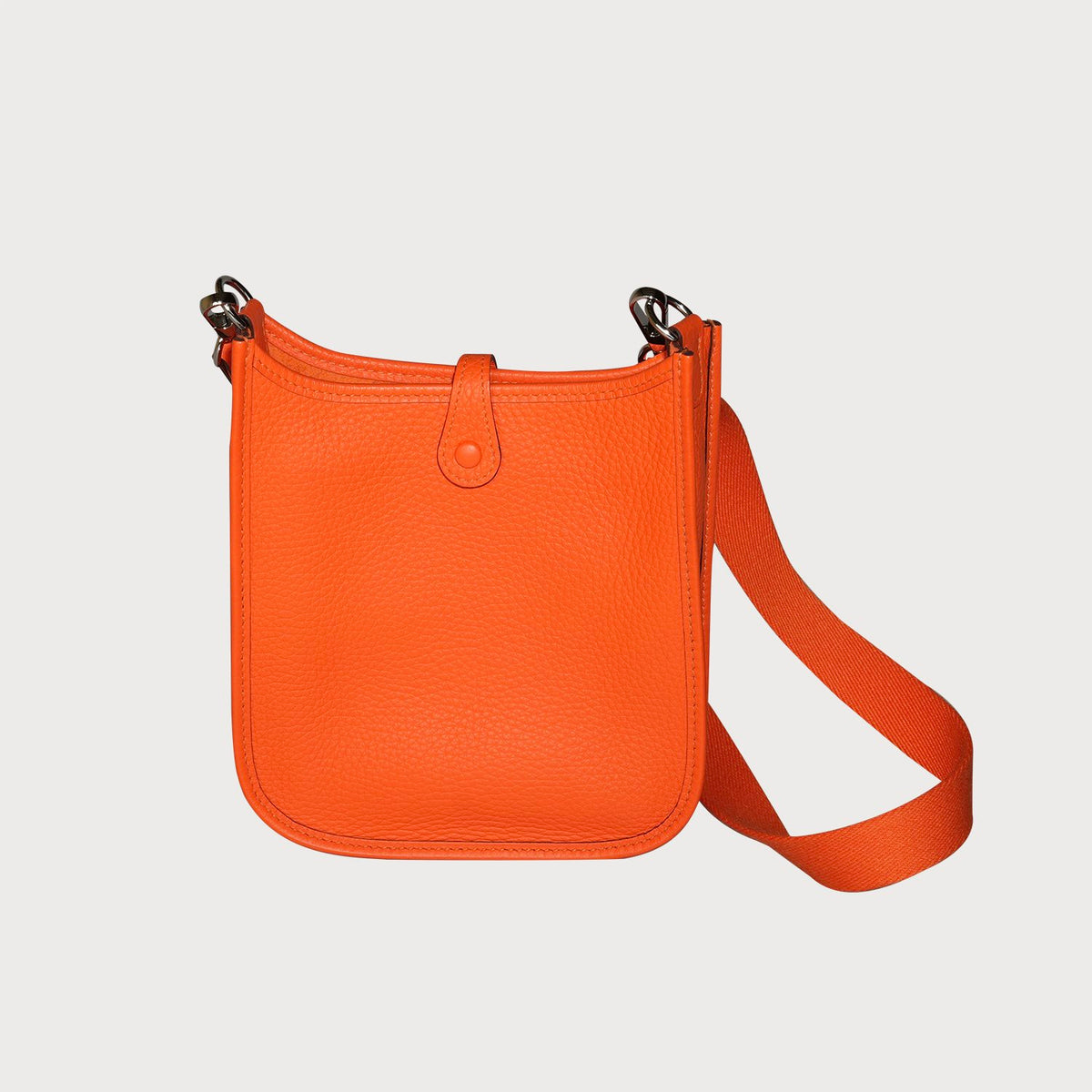 Hermès Evelyne 16 Orange With Palladium Hardware In Taurillon Clemmence Leather - view 4