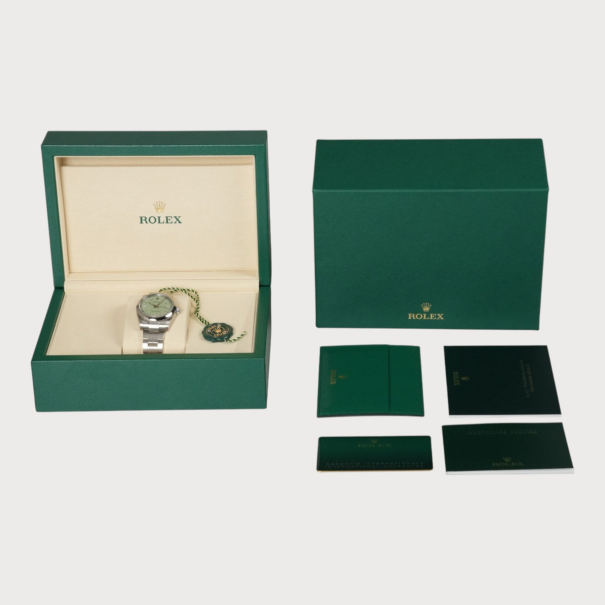 Rolex Oyster Perpetual 34 Pistachio Green - view 2