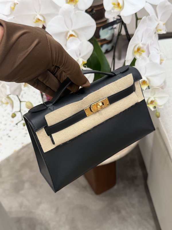 Hermes Kelly Pochette Noir Ghw
